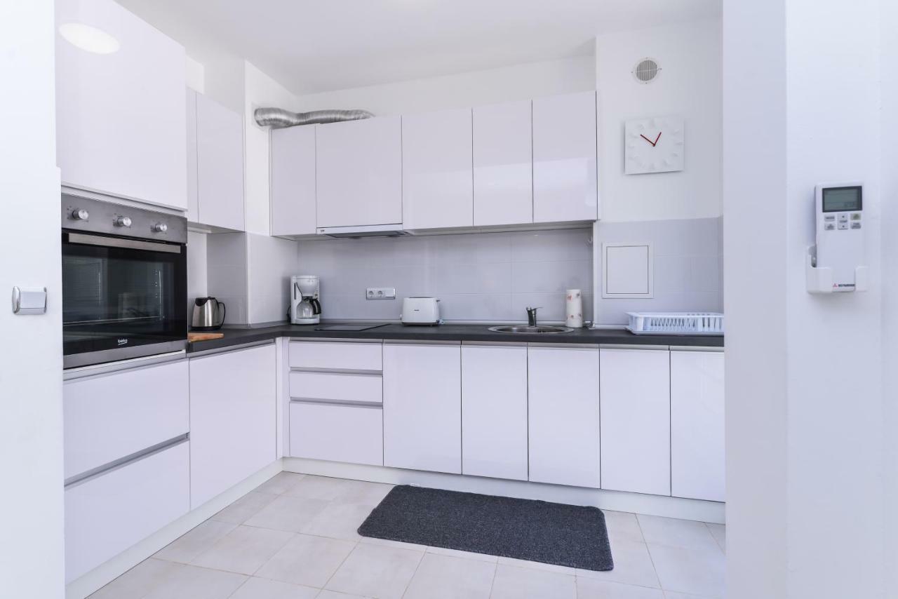 Cinecitta - One Bedroom Lion'S Bridge Apartment София Экстерьер фото